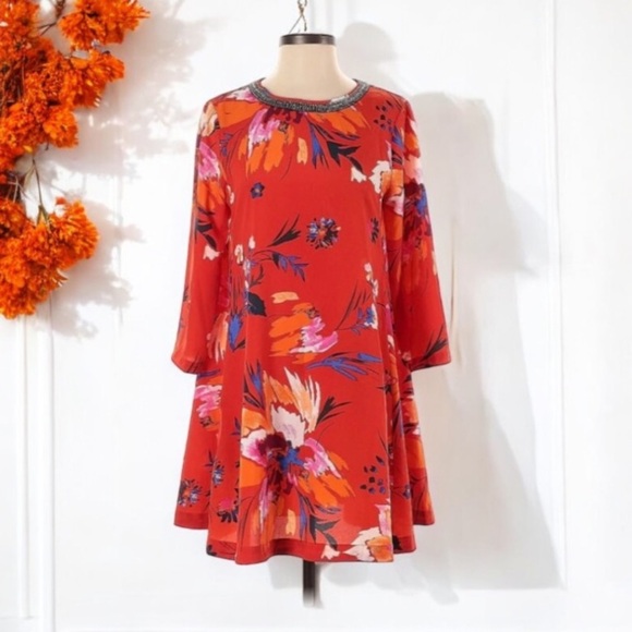 Maeve Sketched Peonies Tunic Dress by Anthropologie - Picture 9 of 15